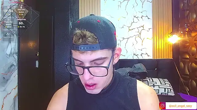 angel sexyevil online show from January 8, 2026, 12:18 pm