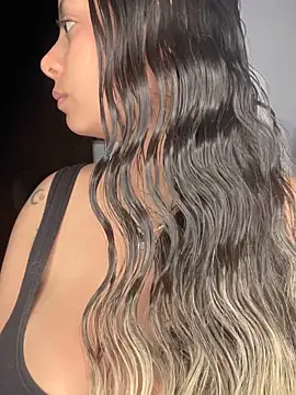 RsellAmb online show from October 19, 2025, 3:07 am