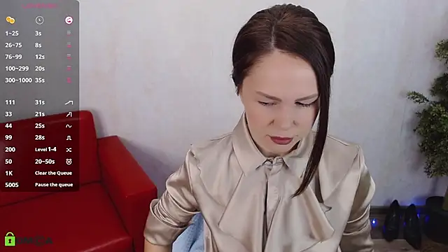 VickyGolden online show from January 15, 2026, 5:01 am