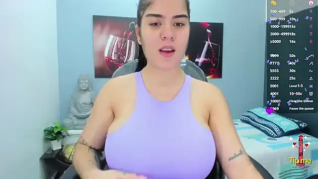 pearl weet online show from March 20, 2025, 5:47 pm