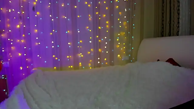 Danielle Thomas online show from March 1, 2025, 2:55 pm