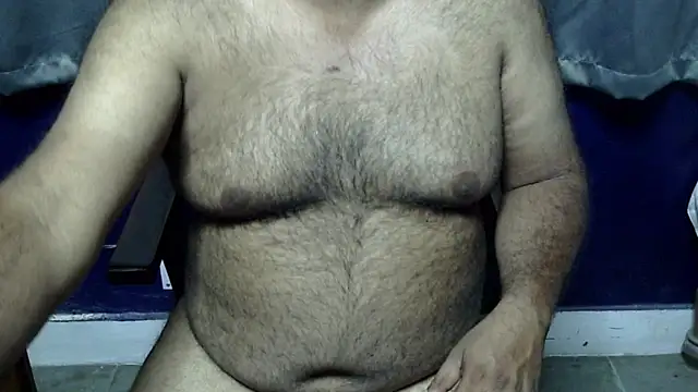hairysubcub 70 online show from March 28, 2026, 8:41 pm