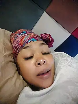 Snapshot of sexyTHANDO chatting on March 17, 2025, 4:29 am sexyTHANDO online show from March 17, 2025, 4:29 am