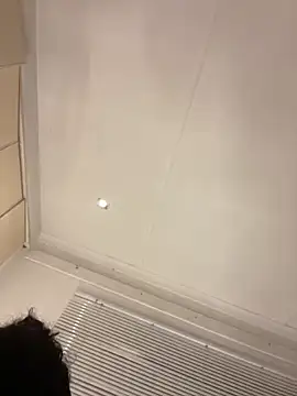 sexyTHANDO online show from April 8, 2026, 10:10 pm