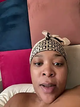 Snapshot of sexyTHANDO chatting on May 16, 2026, 5:26 am sexyTHANDO online show from May 16, 2026, 5:26 am