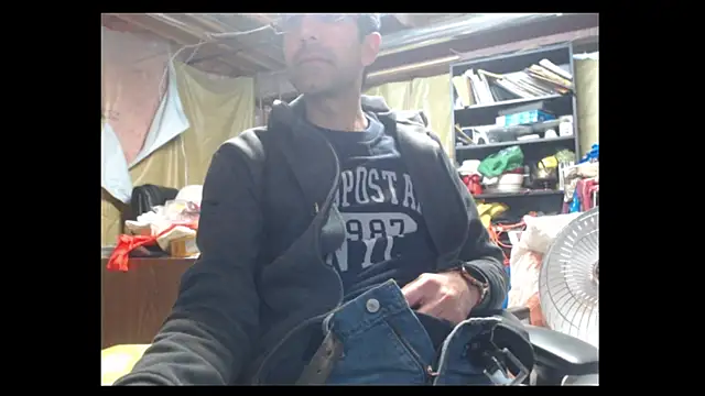 Gsmile1 online show from December 21, 2024, 1:36 am