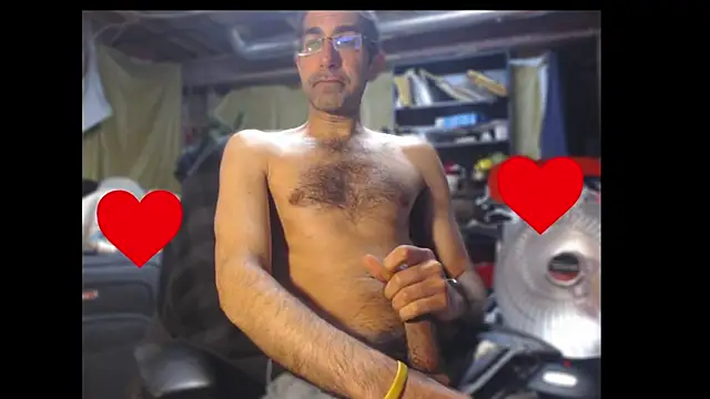 Gsmile1 online show from March 5, 2025, 5:08 pm