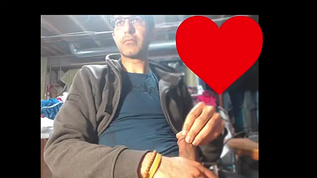 Gsmile1 online show from April 3, 2026, 6:28 pm