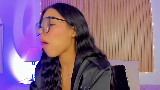 GenesisRuiz online show from February 11, 2025, 1:51 pm