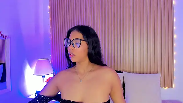 GenesisRuiz online show from February 25, 2025, 10:37 am