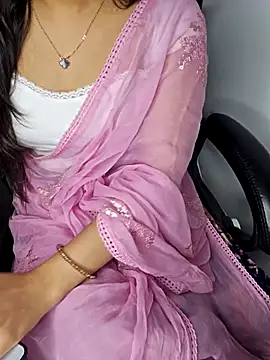 Snapshot of aliyaah_singh chatting on March 13, 2026, 5:52 pm aliyaah singh online show from March 13, 2026, 5:52 pm