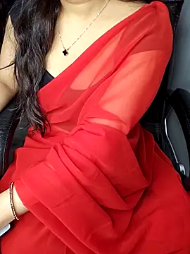 Snapshot of aliyaah_singh chatting on April 27, 2026, 5:55 pm aliyaah singh online show from April 27, 2026, 5:55 pm