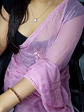 Snapshot of aliyaah_singh chatting on May 11, 2026, 6:16 pm aliyaah singh online show from May 11, 2026, 6:16 pm