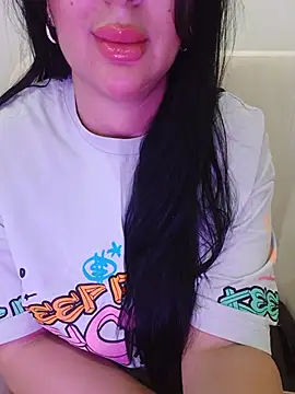 Snapshot of Queen_sousou chatting on July 17, 2026, 12:01 pm Queen sousou online show from July 17, 2026, 12:01 pm