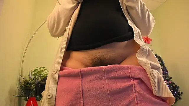 BattyMoll online show from December 10, 2024, 6:38 pm