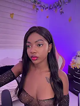 Snapshot of Vane_Rossee chatting on May 11, 2026, 11:35 pm Vane Rossee online show from May 11, 2026, 11:35 pm