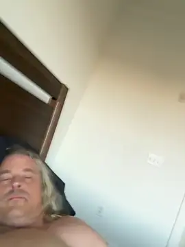 zeus337 online show from November 19, 2025, 9:37 pm