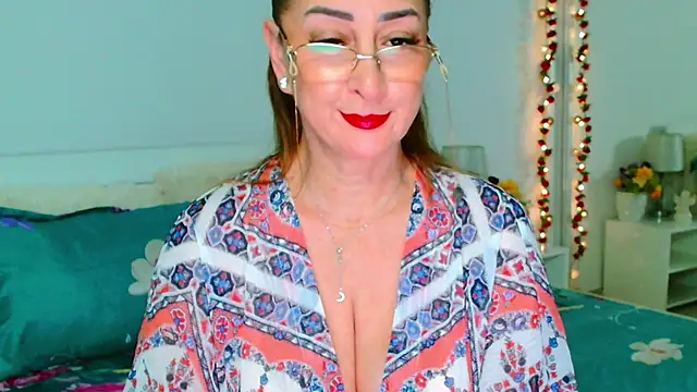 Tyana40 online show from March 13, 2026, 2:07 am