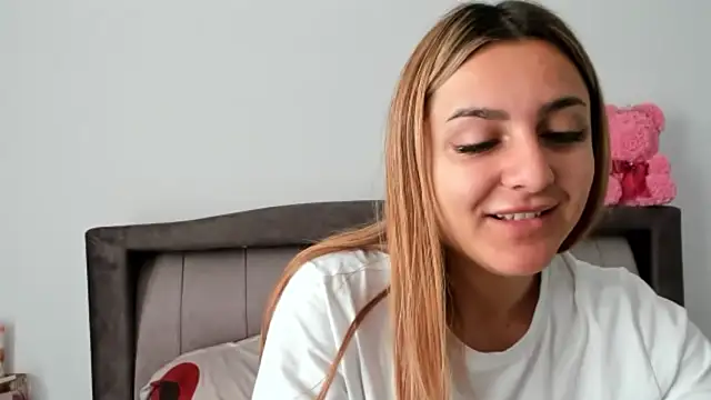 NicolePlay online show from March 9, 2026, 5:33 am