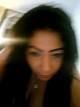 Snapshot of Dolcezza chatting on May 15, 2026, 8:16 pm Dolcezza online show from May 15, 2026, 8:16 pm