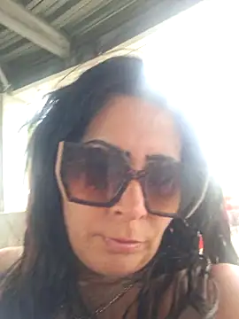 Snapshot of Dolcezza chatting on June 18, 2026, 11:58 am Dolcezza online show from June 18, 2026, 11:58 am