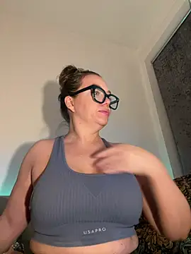 FemDom RubyKnightXXO online show from March 18, 2026, 6:44 pm