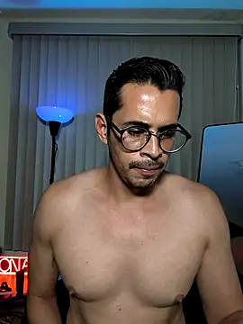 Snapshot of towers_j chatting on September 10, 2025, 3:28 am towers j online show from September 10, 2025, 3:28 am