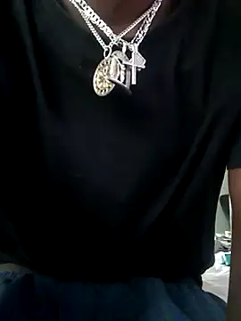 RinsingWood84 online show from December 27, 2024, 3:48 pm