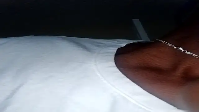 RinsingWood84 online show from November 6, 2025, 12:17 pm