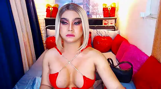 Snapshot of TsGoddessNhicolle chatting on December 11, 2024, 12:34 pm TsGoddessNhicolle online show from December 11, 2024, 12:34 pm