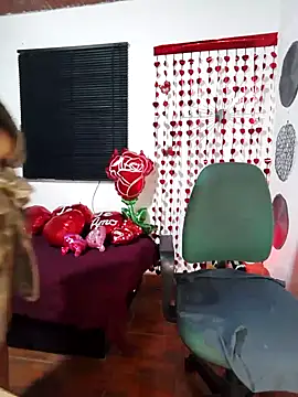 sharom smith1 online show from February 8, 2025, 8:42 am