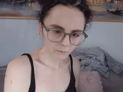 cleophee online show from March 6, 2025, 6:41 am