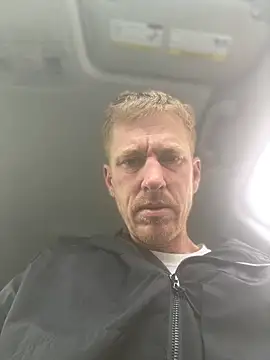 Dgamestrong online show from April 22, 2026, 4:19 pm