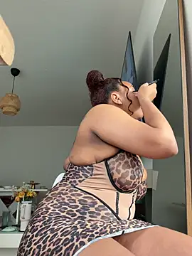 kataryna69 online show from November 12, 2025, 12:38 pm