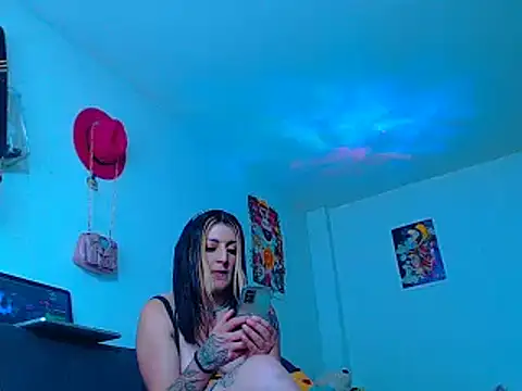 MARIANAWEED online show from December 13, 2025, 7:53 pm