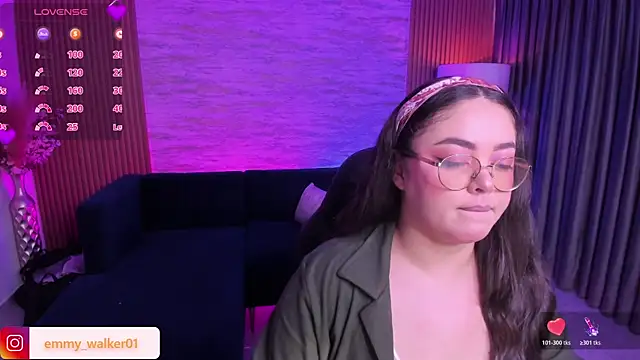 emmy walker online show from November 17, 2025, 11:05 am