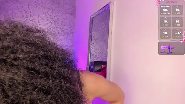 vennus1  online show from January 8, 2026, 4:09 pm