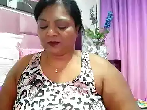 Snapshot of IndianDelia chatting on March 3, 2025, 7:17 pm IndianDelia online show from March 3, 2025, 7:17 pm