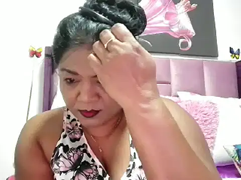 Snapshot of IndianDelia chatting on March 6, 2025, 6:05 pm IndianDelia online show from March 6, 2025, 6:05 pm