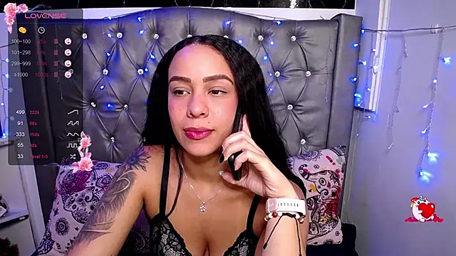 LAILAGUMMY online show from January 17, 2025, 6:12 pm