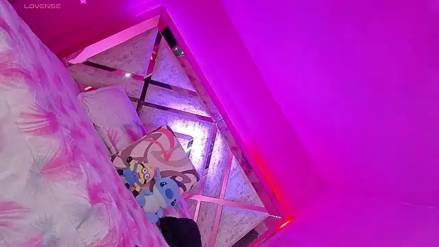 anapuala sexxx online show from January 17, 2025, 5:32 am