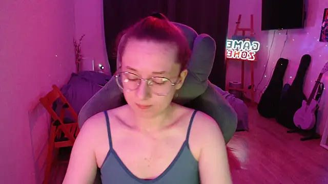 Snapshot of AnabelFrel chatting on March 20, 2025, 12:19 am AnabelFrel online show from March 20, 2025, 12:19 am