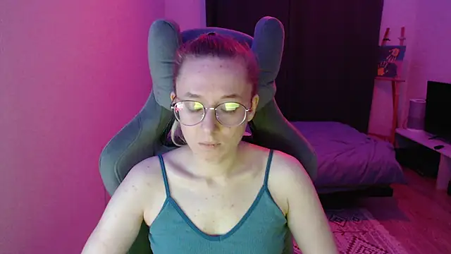 Snapshot of AnabelFrel chatting on September 25, 2025, 12:25 am AnabelFrel online show from September 25, 2025, 12:25 am