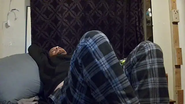 Snapshot of leonar0101 chatting on January 20, 2025, 11:24 am leonar0101 online show from January 20, 2025, 11:24 am