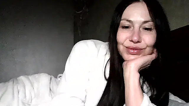 JulianaGold1 online show from February 28, 2026, 9:16 pm