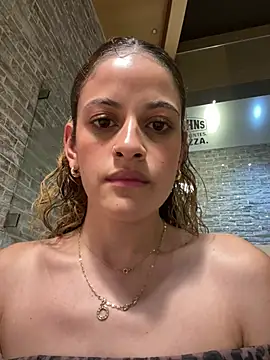 alana15 online show from March 9, 2025, 1:48 pm