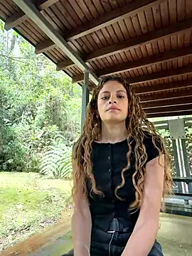 alana15 online show from February 19, 2026, 4:58 pm