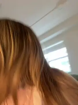 Snapshot of chloetease chatting on January 1, 2025, 2:31 pm chloetease online show from January 1, 2025, 2:31 pm