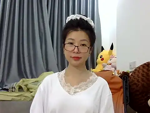 Snapshot of Cute_Ruby01 chatting on February 12, 2025, 12:22 pm Cute Ruby01 online show from February 12, 2025, 12:22 pm