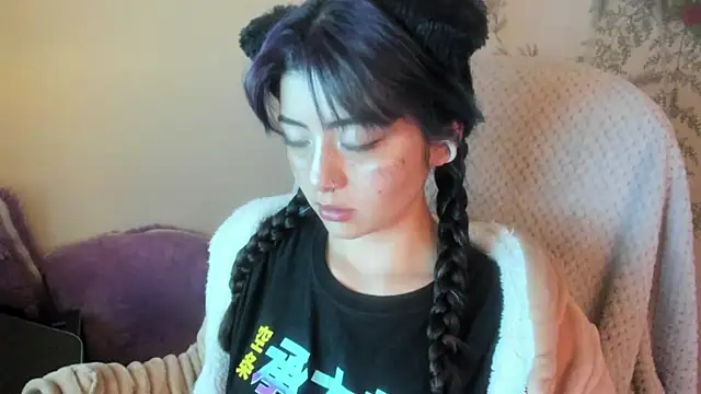 Sammysammy  online show from December 23, 2025, 6:44 am